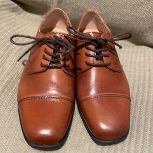 Boys dress shoes - practically brand new!